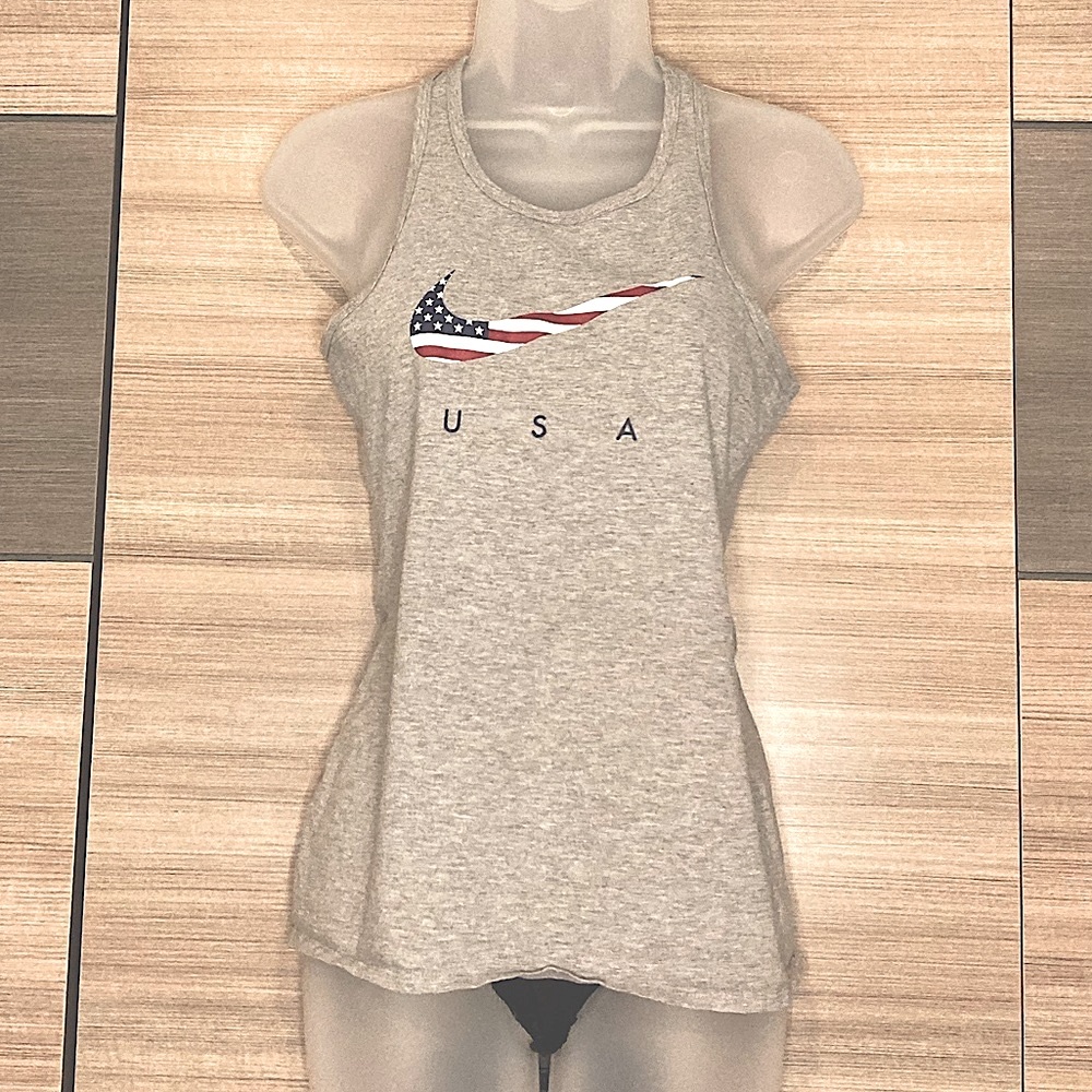 Nike Women’s Tank Top XL